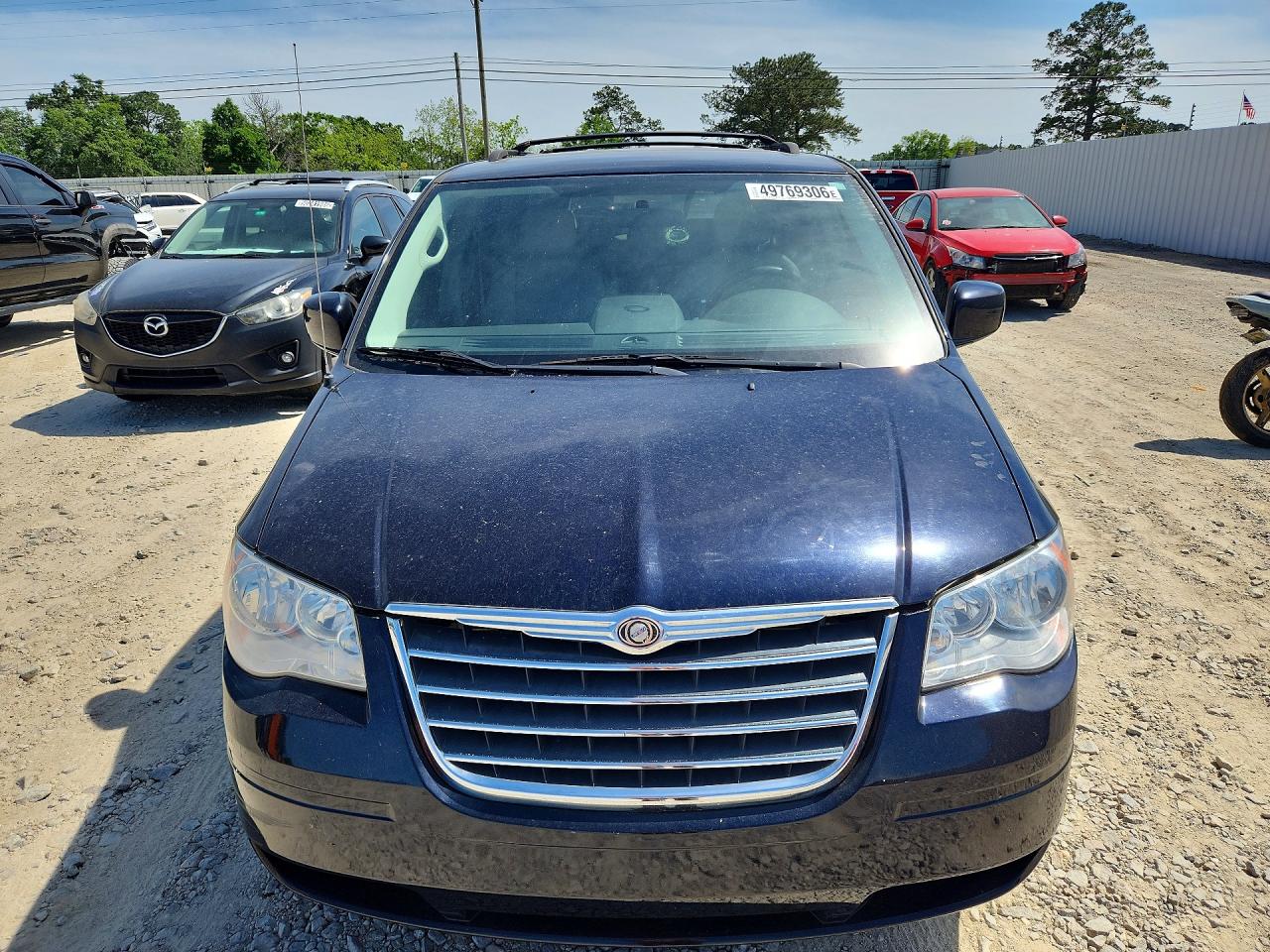 2010 CHRYSLER TOWN & COUNTRY TOURING PLUS photo 5