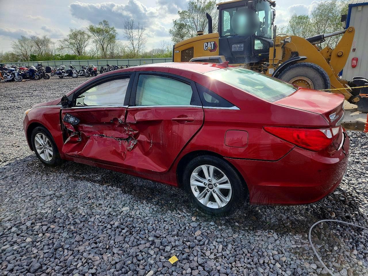 2012 HYUNDAI SONATA GLS photo 2