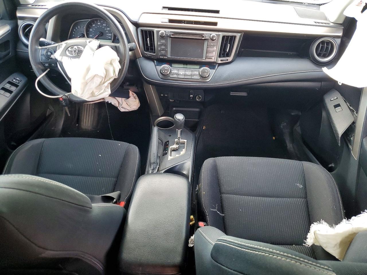 2013 TOYOTA RAV4 XLE photo 15
