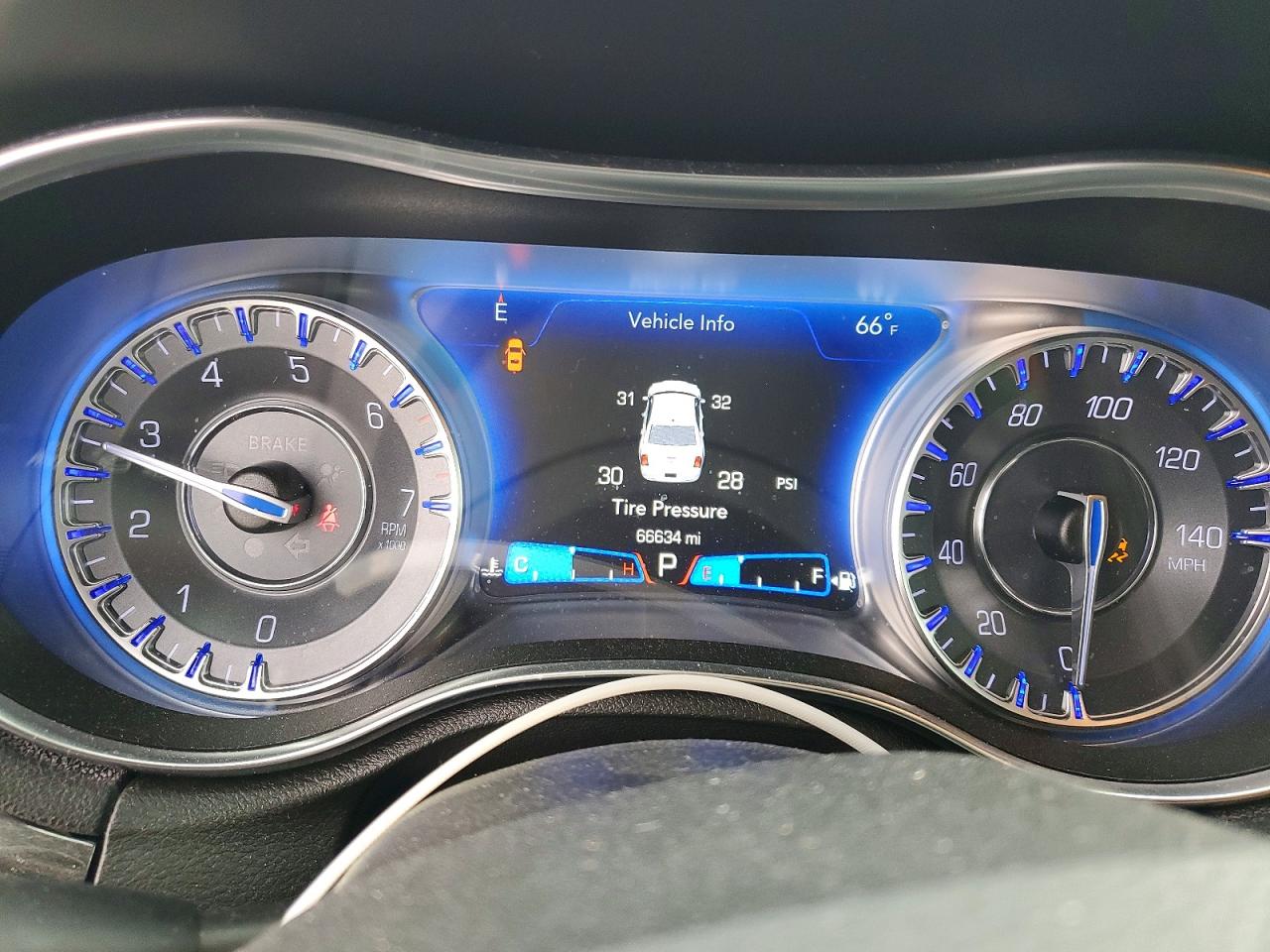 2019 CHRYSLER 300 TOURING photo 25
