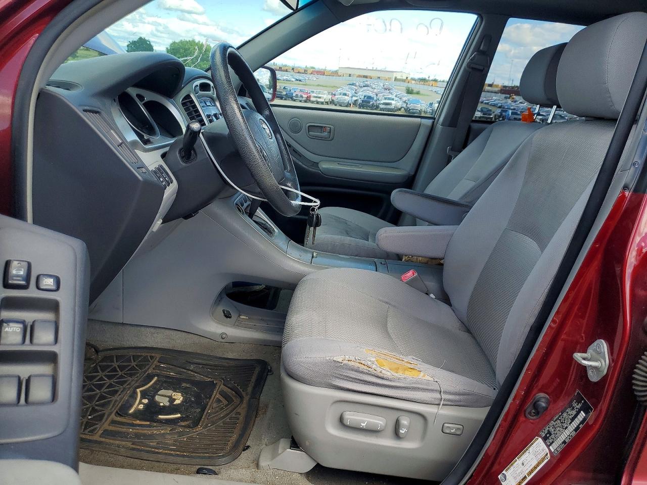 2005 TOYOTA HIGHLANDER LIMITED photo 13