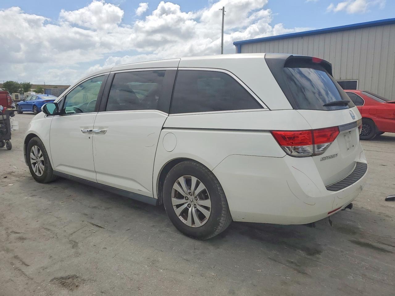 2016 HONDA ODYSSEY SE photo 4