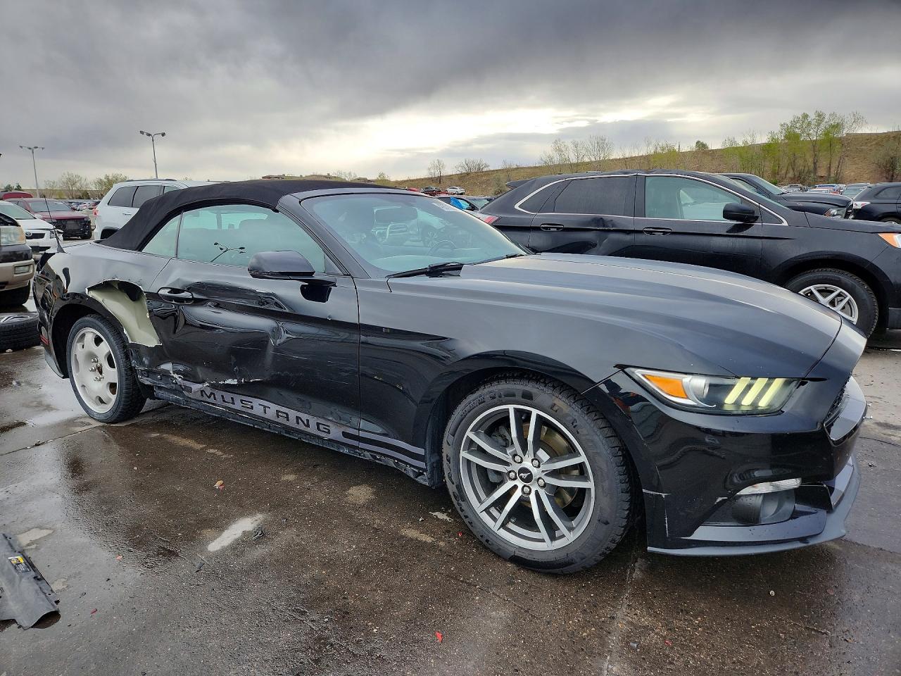 2016 FORD MUSTANG photo 7