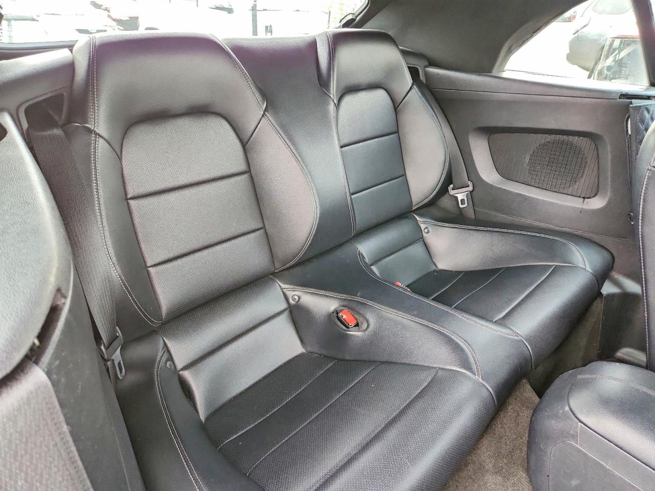 2016 FORD MUSTANG photo 19