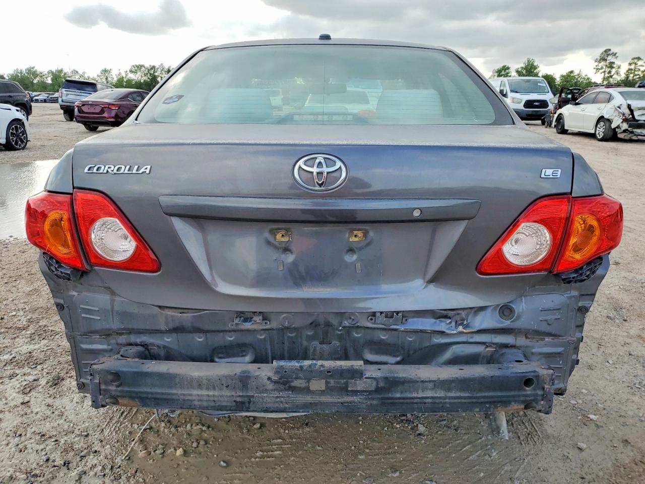 2009 TOYOTA COROLLA LE photo 11