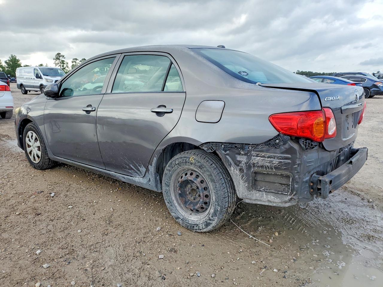 2009 TOYOTA COROLLA LE photo 3