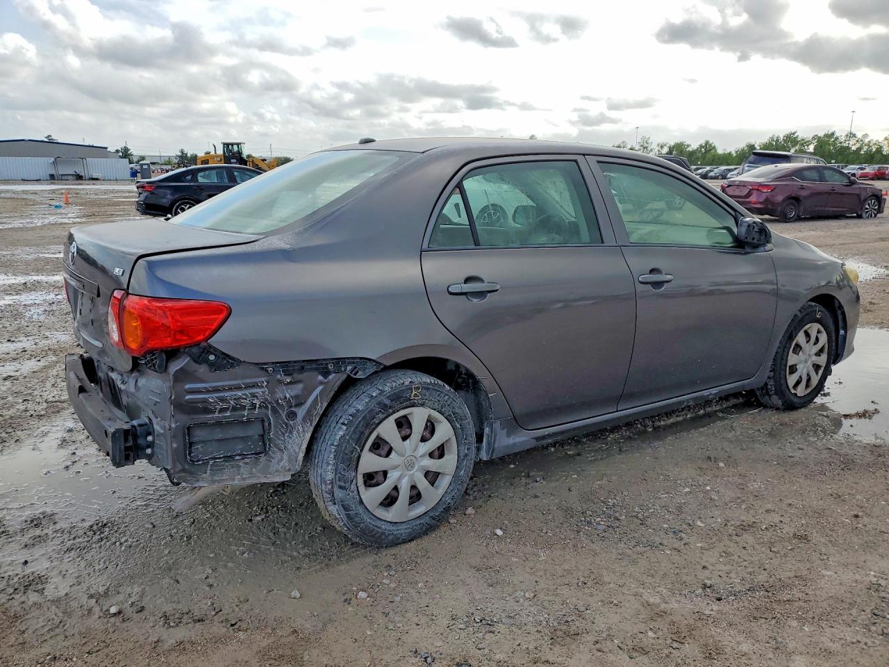 2009 TOYOTA COROLLA LE photo 5