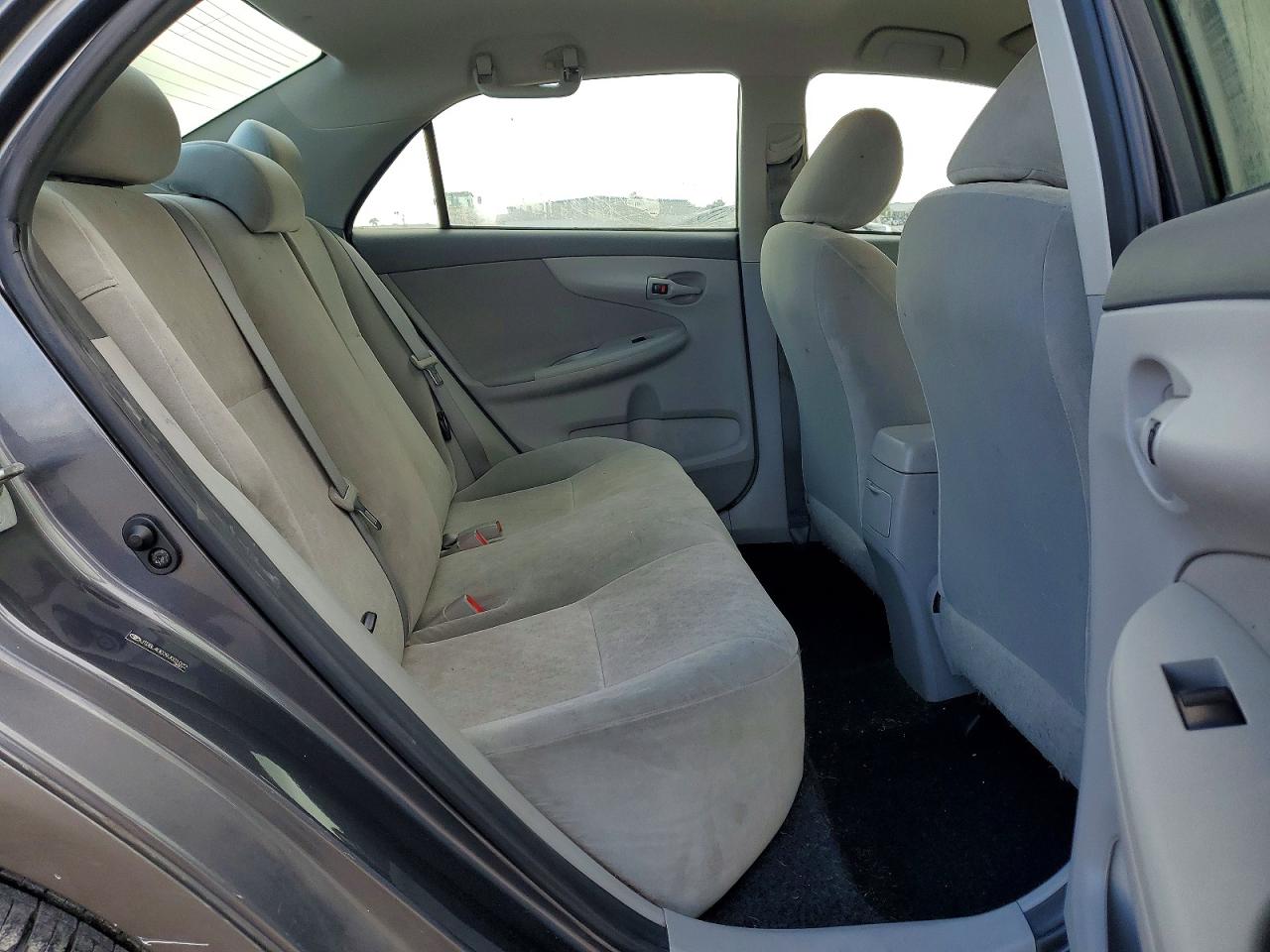 2009 TOYOTA COROLLA LE photo 21