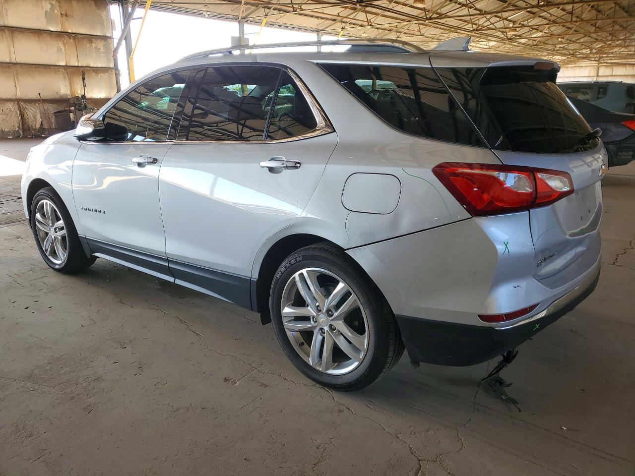 2018 CHEVROLET EQUINOX PREMIER photo 3