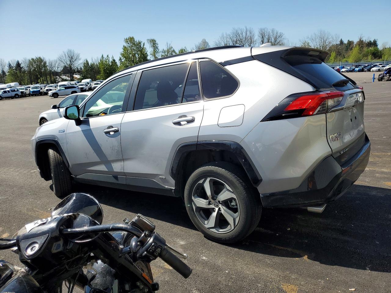 2023 TOYOTA RAV4 PRIME SE photo 3