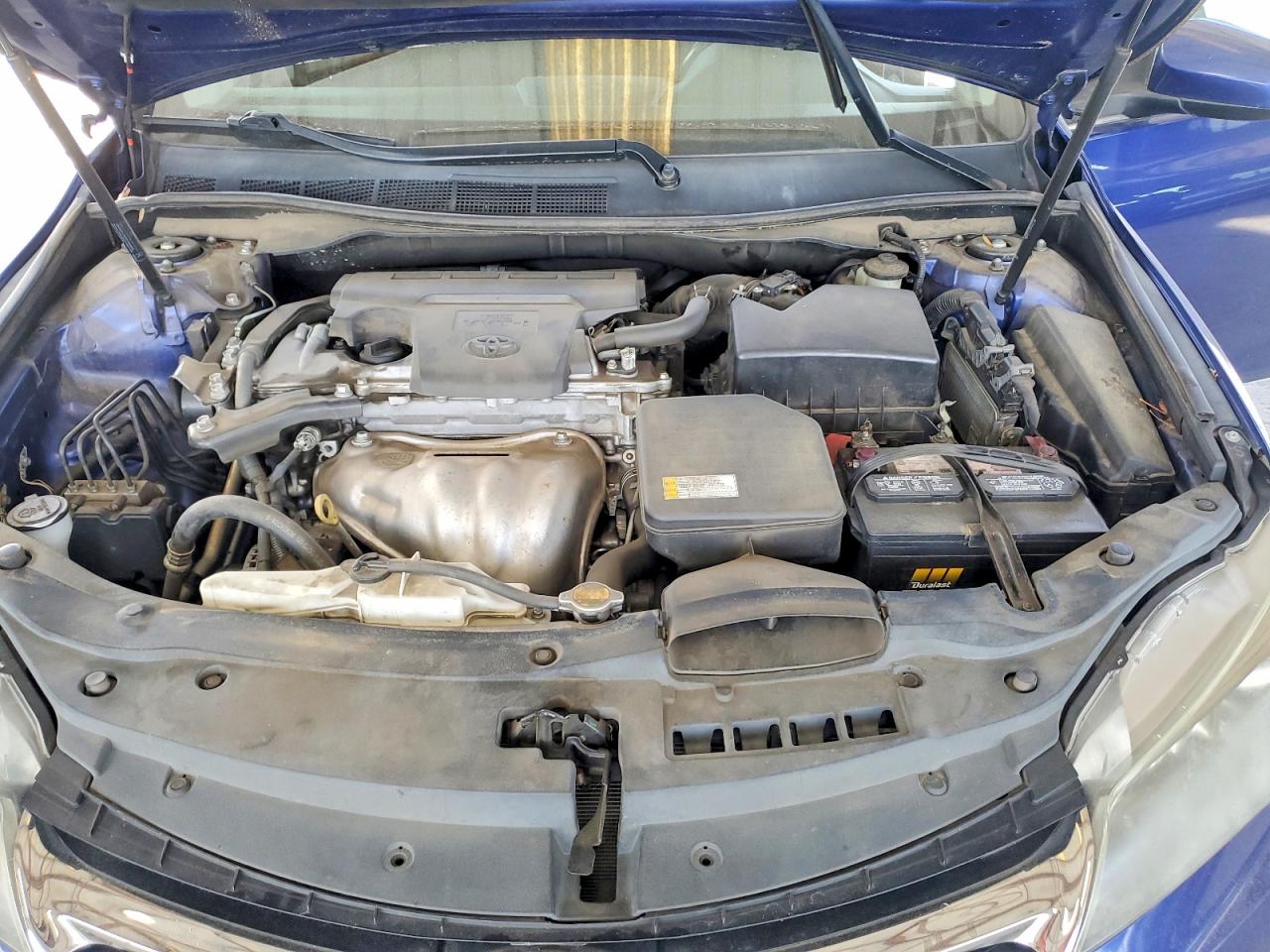 2016 TOYOTA CAMRY SE photo 31