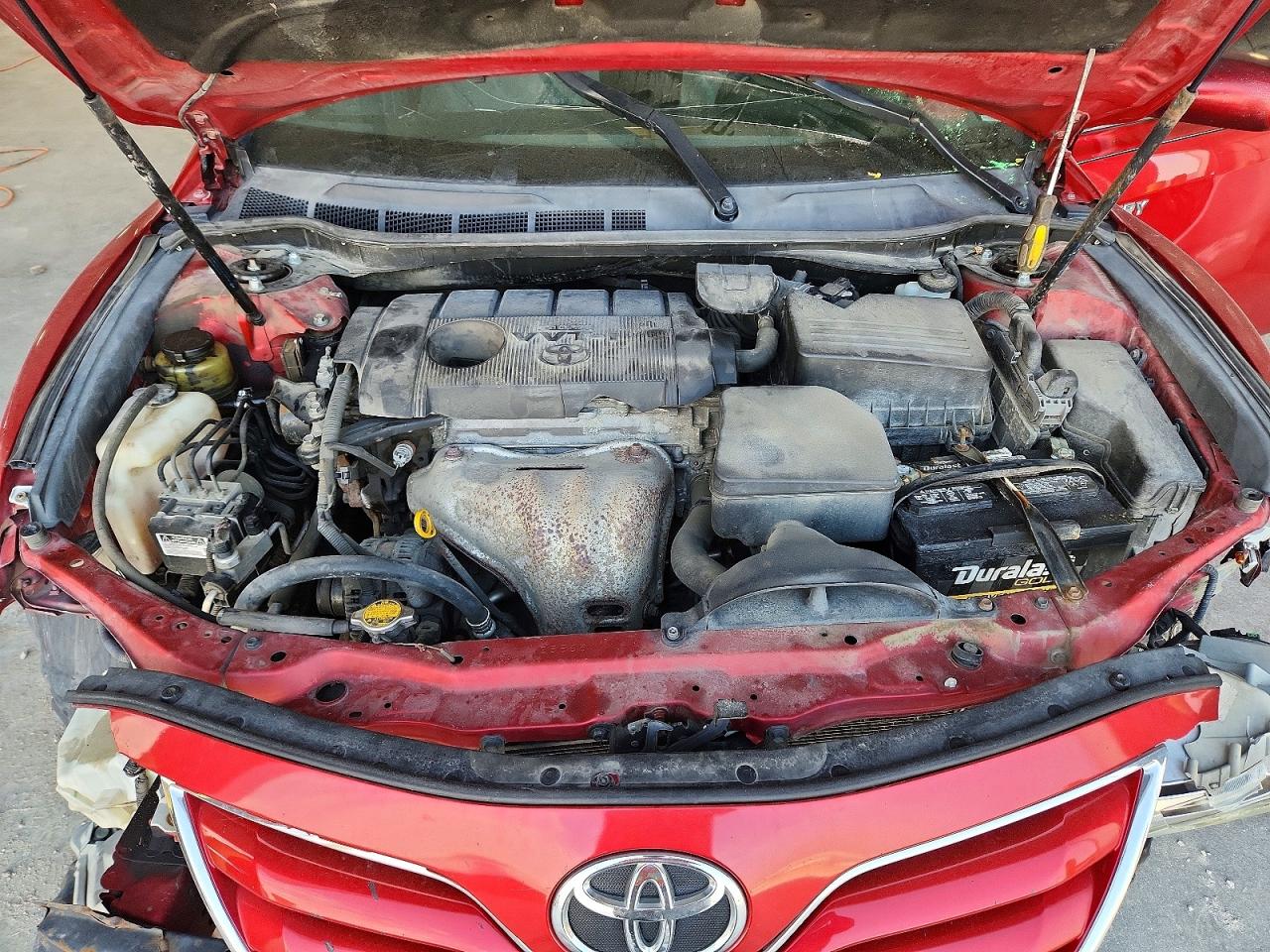 2011 TOYOTA CAMRY LE photo 11