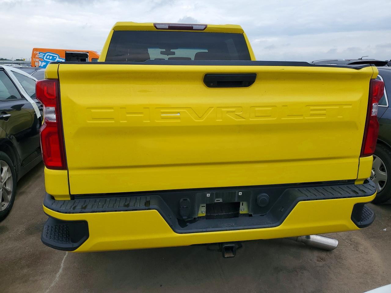 2020 CHEVROLET SILVERADO C1500 CUSTOM photo 11