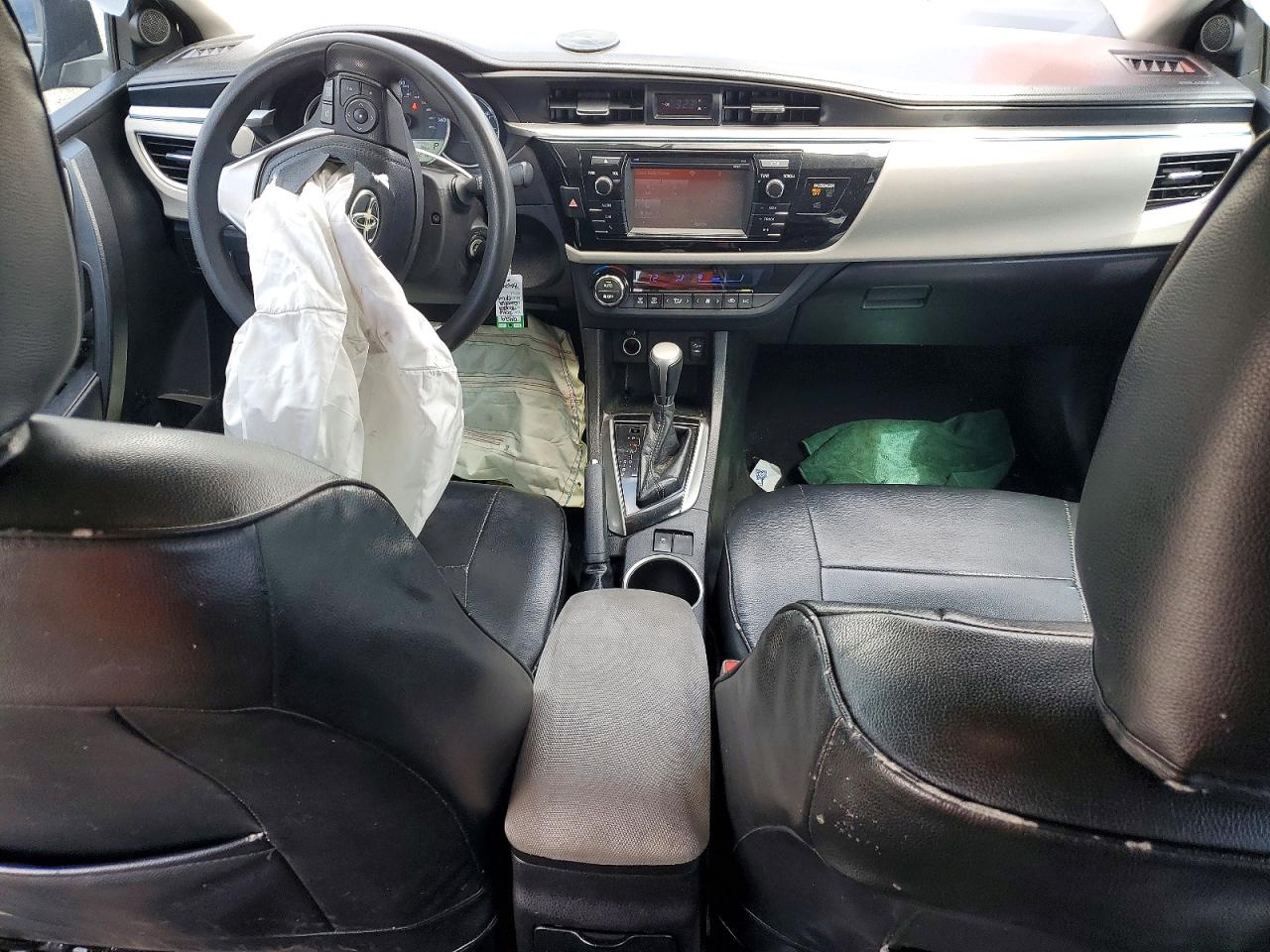 2016 TOYOTA COROLLA LE photo 15