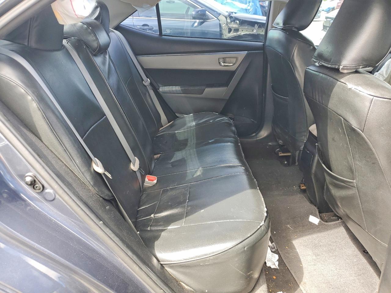 2016 TOYOTA COROLLA LE photo 19