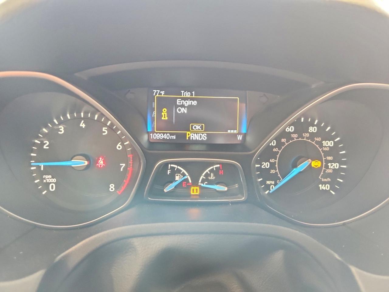 2015 FORD FOCUS SE photo 9