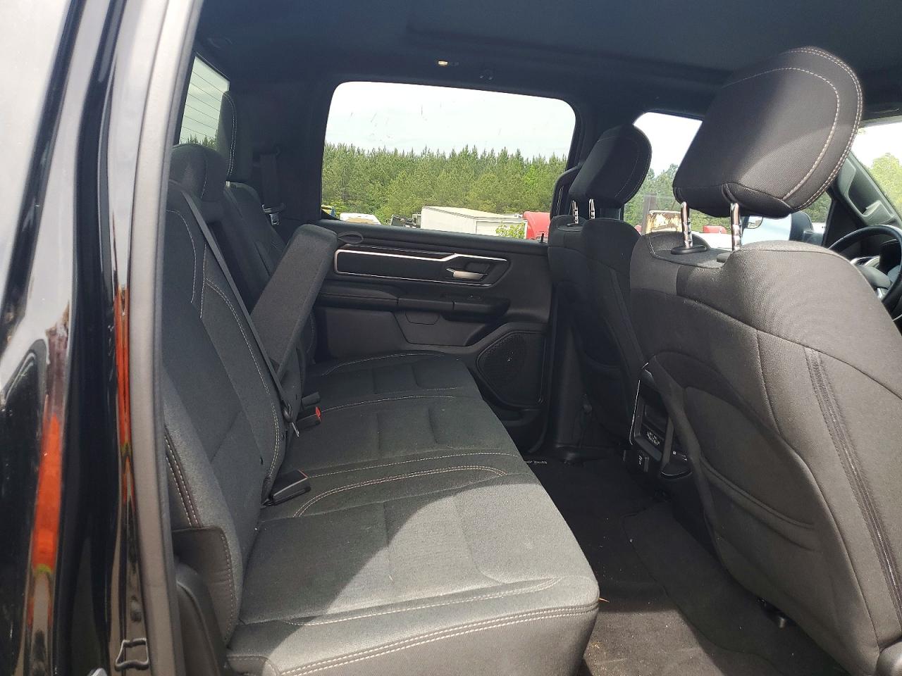 2019 RAM 1500 BIG HORN photo 19