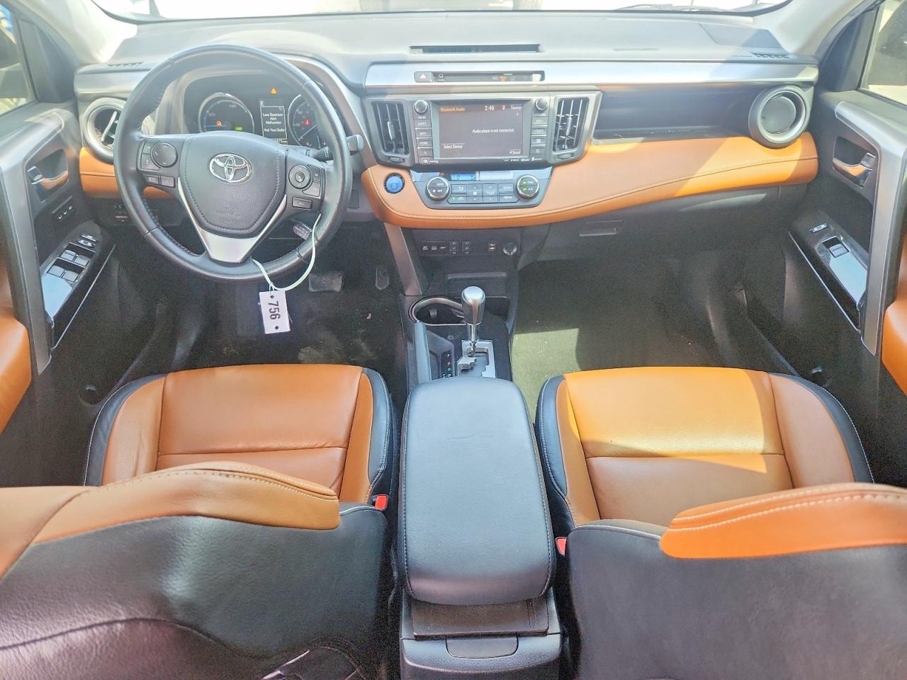 2016 TOYOTA RAV4 HV LIMITED photo 8