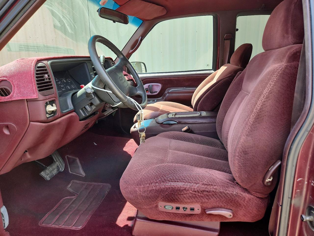 1995 CHEVROLET GMT-400 C1500 photo 19