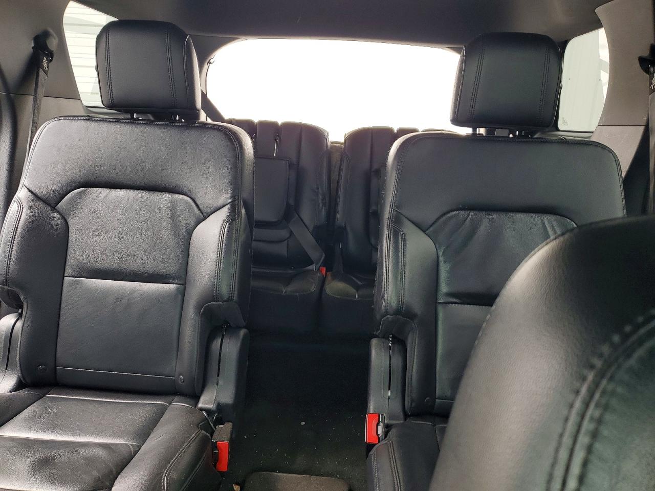 2017 FORD EXPLORER XLT photo 19