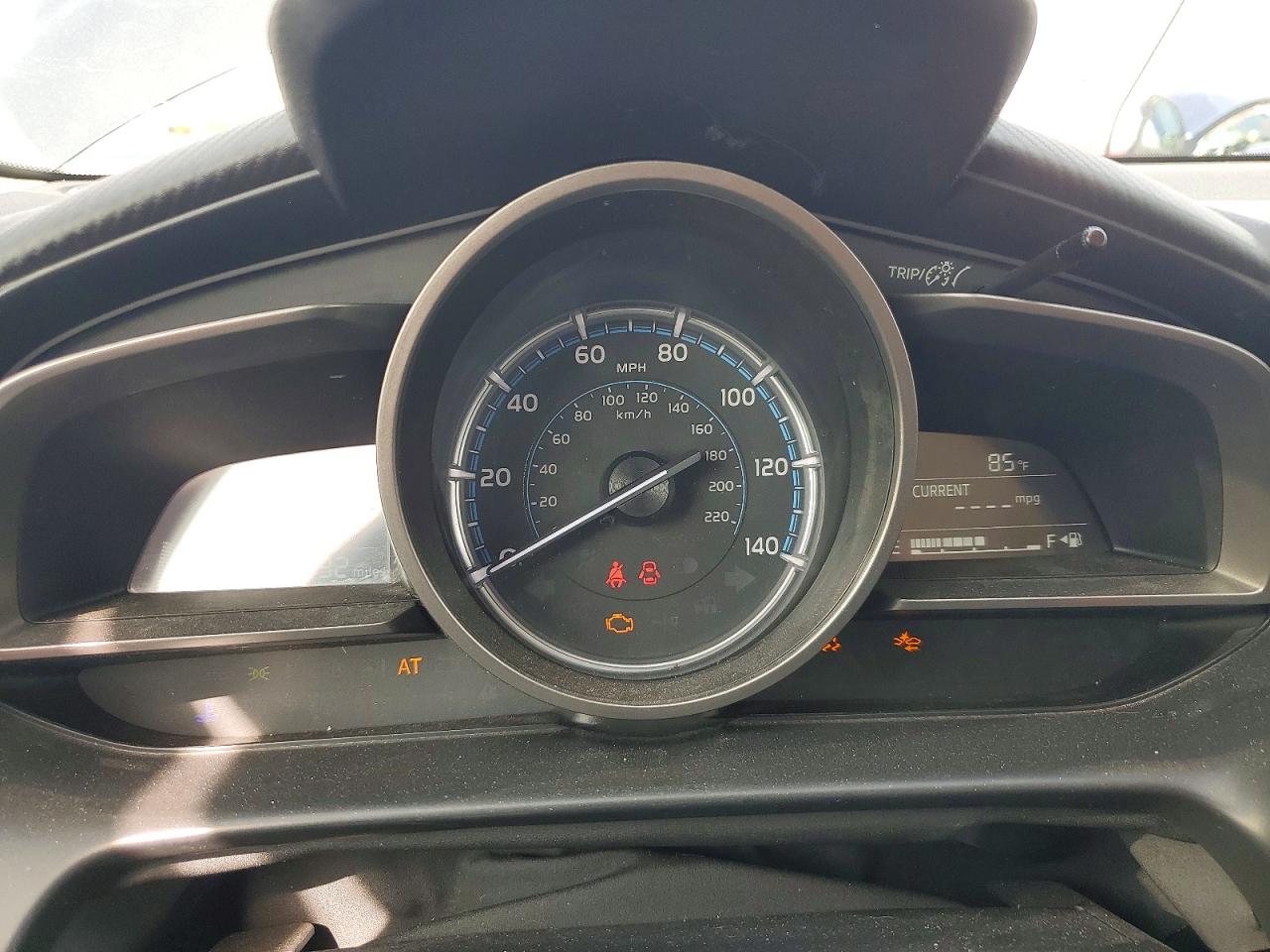 2019 TOYOTA YARIS LE photo 25