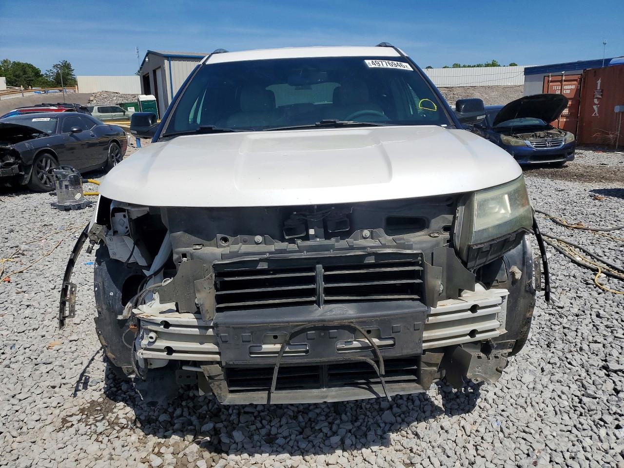 2016 FORD EXPLORER XLT photo 9