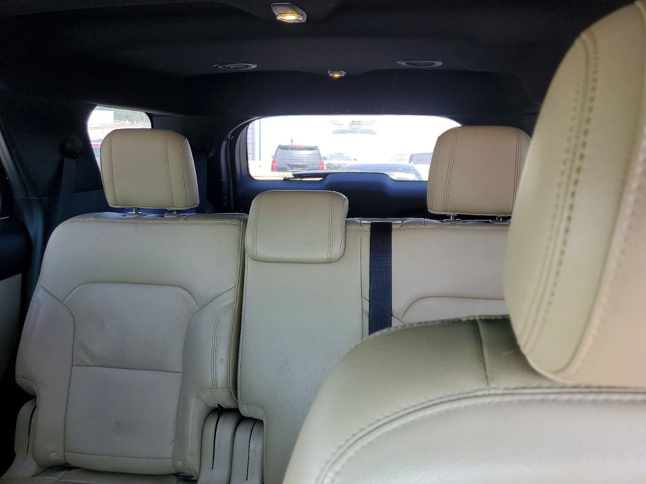 2016 FORD EXPLORER XLT photo 19