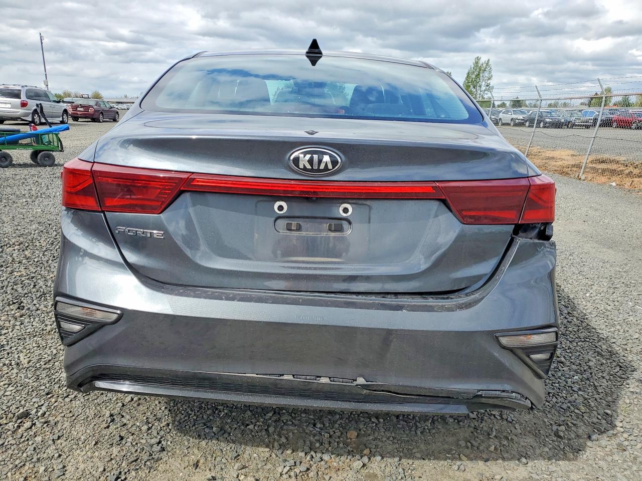 2020 KIA FORTE LXS photo 16