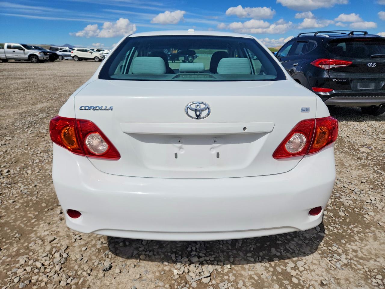 2010 TOYOTA COROLLA LE photo 16