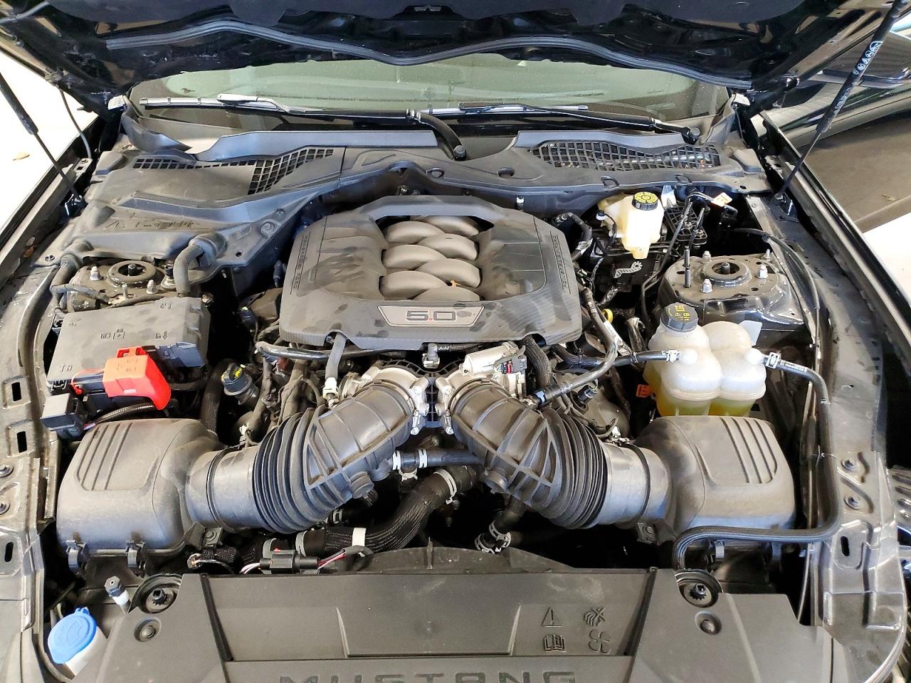 2024 FORD MUSTANG GT photo 11