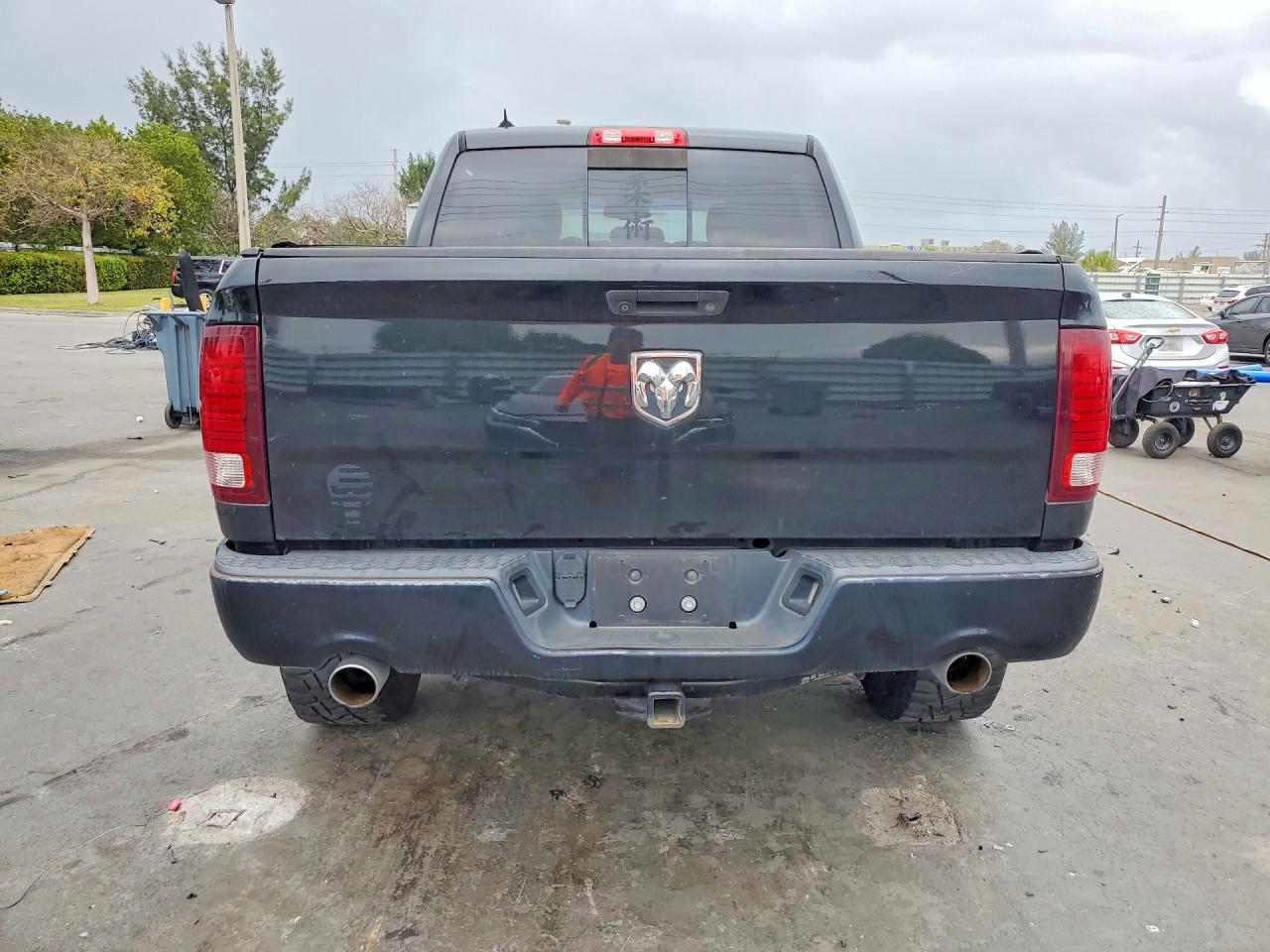 2014 RAM 1500 photo 6