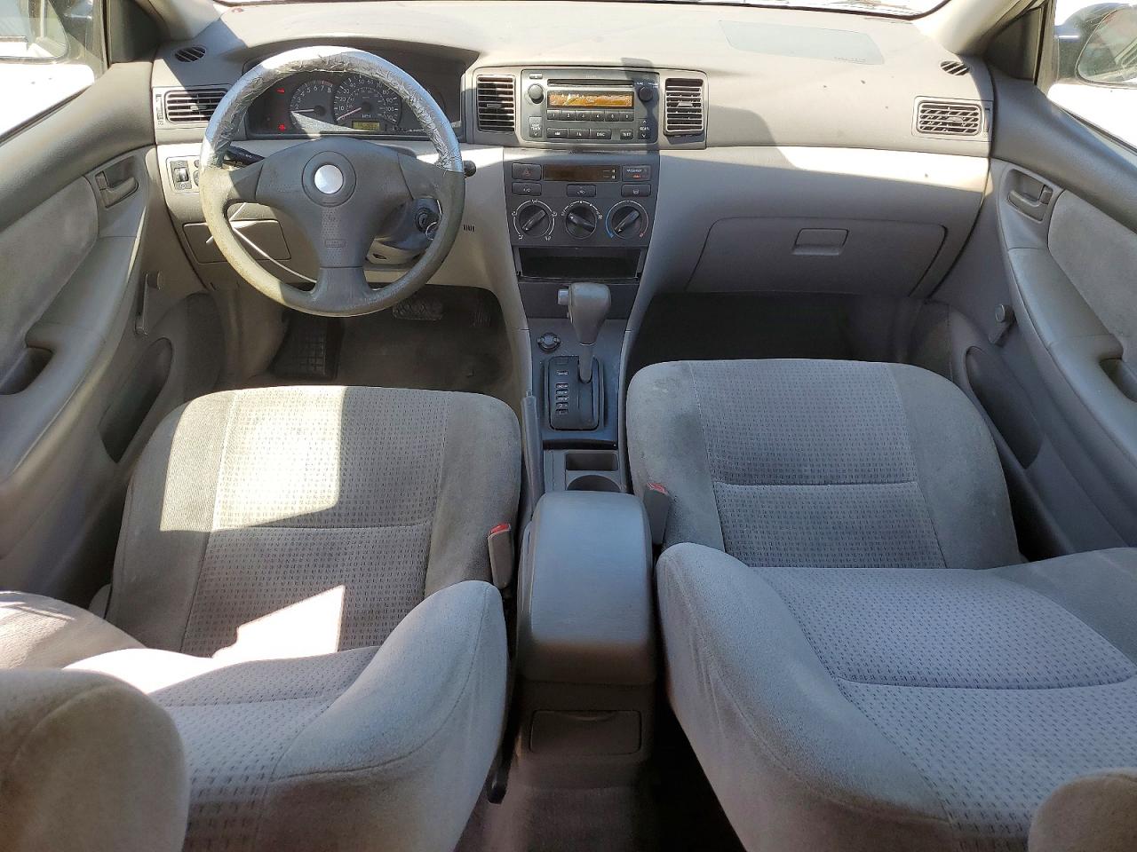2005 TOYOTA COROLLA CE photo 8