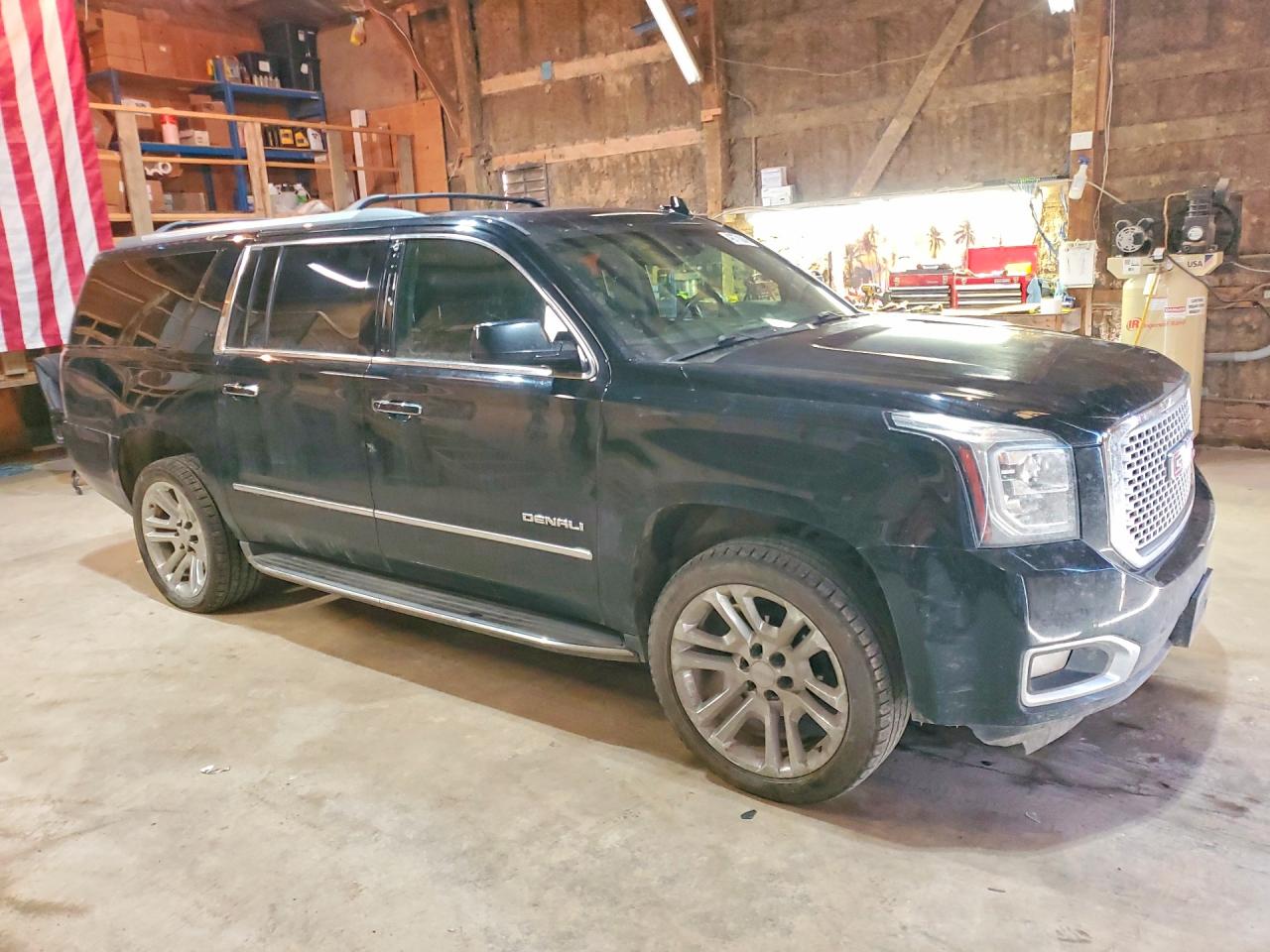 2015 GMC YUKON XL DENALI photo 7