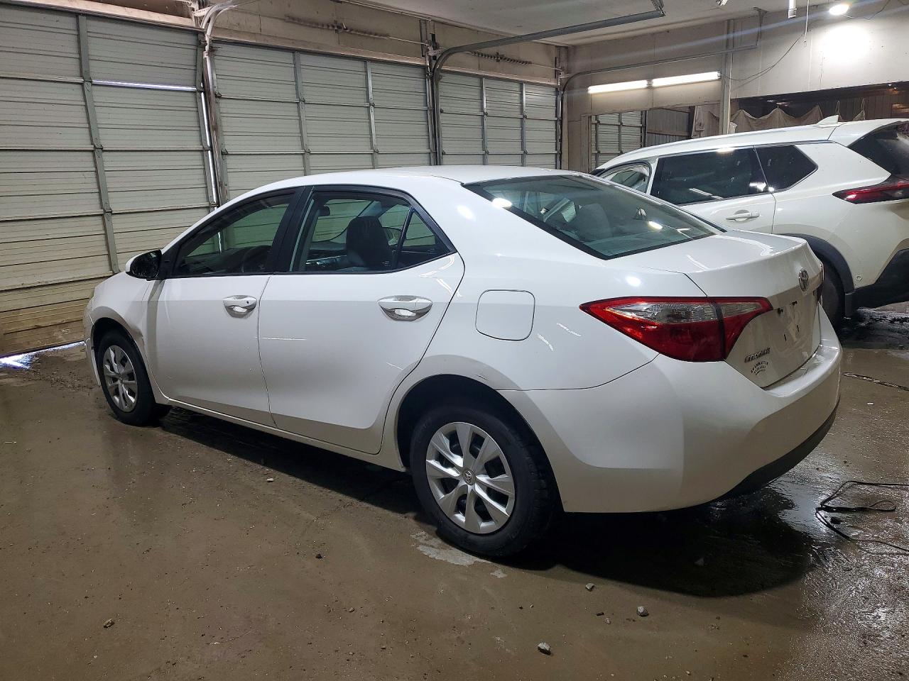 2016 TOYOTA COROLLA L photo 4