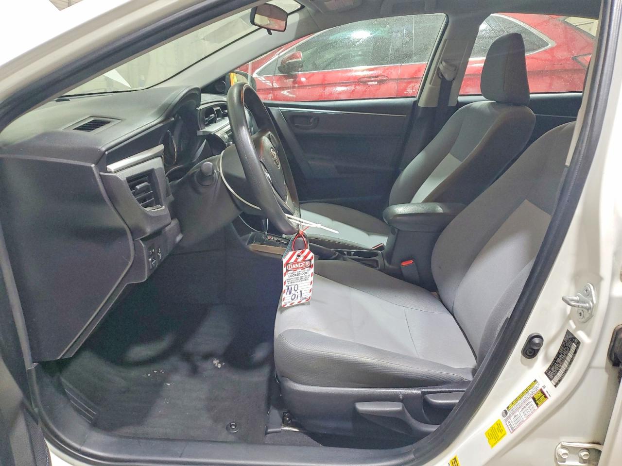 2016 TOYOTA COROLLA L photo 19