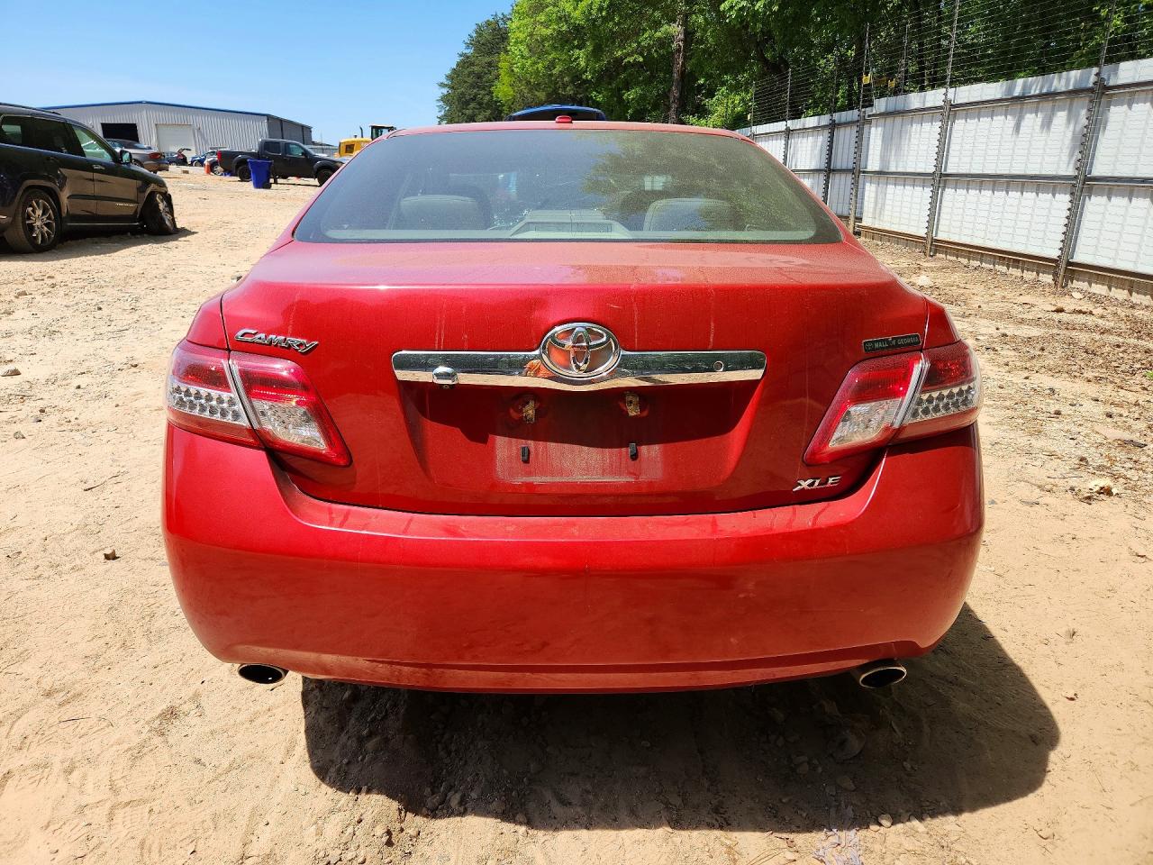 2011 TOYOTA CAMRY XLE V6 photo 11
