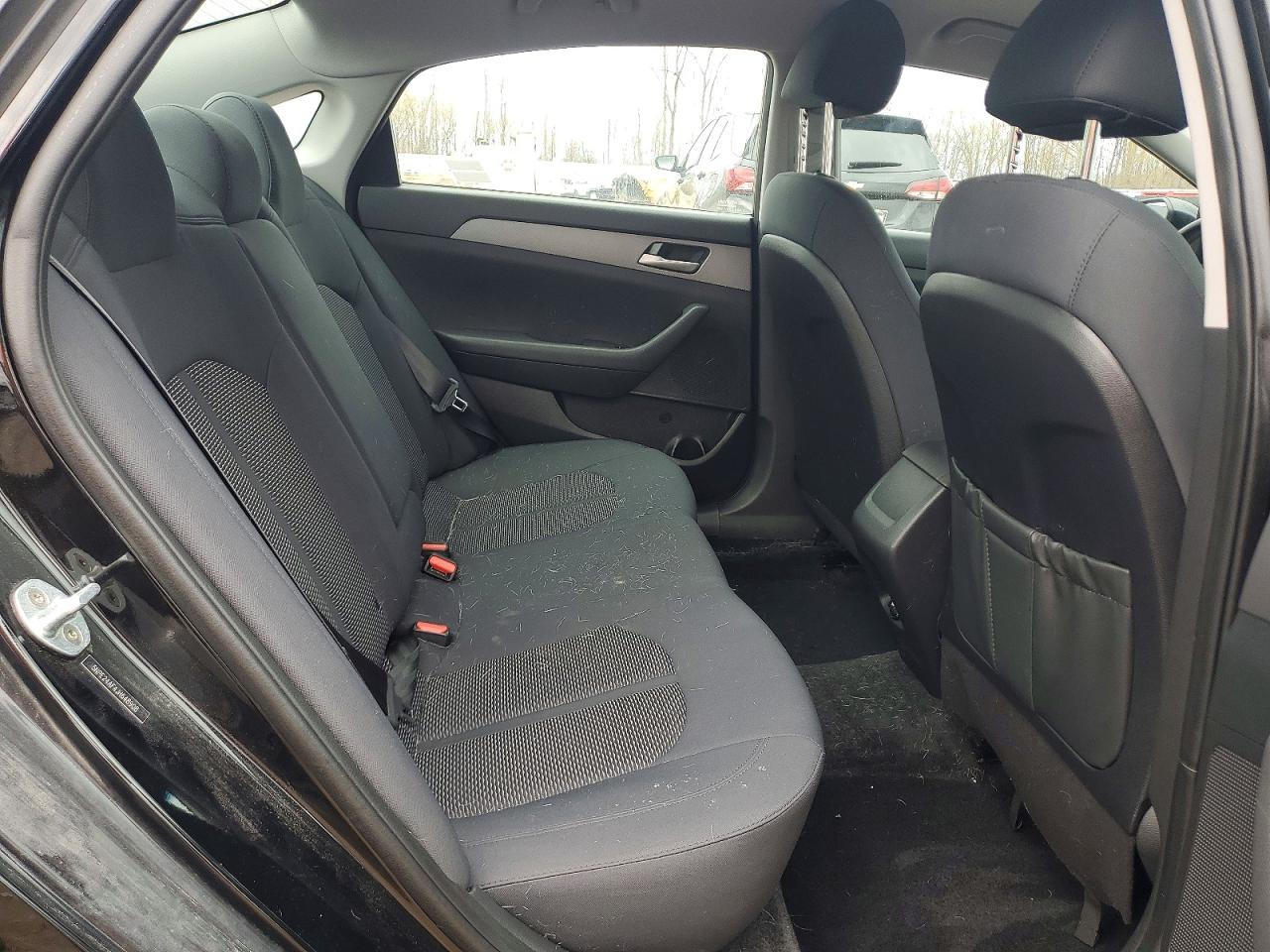 2018 HYUNDAI SONATA SE photo 28