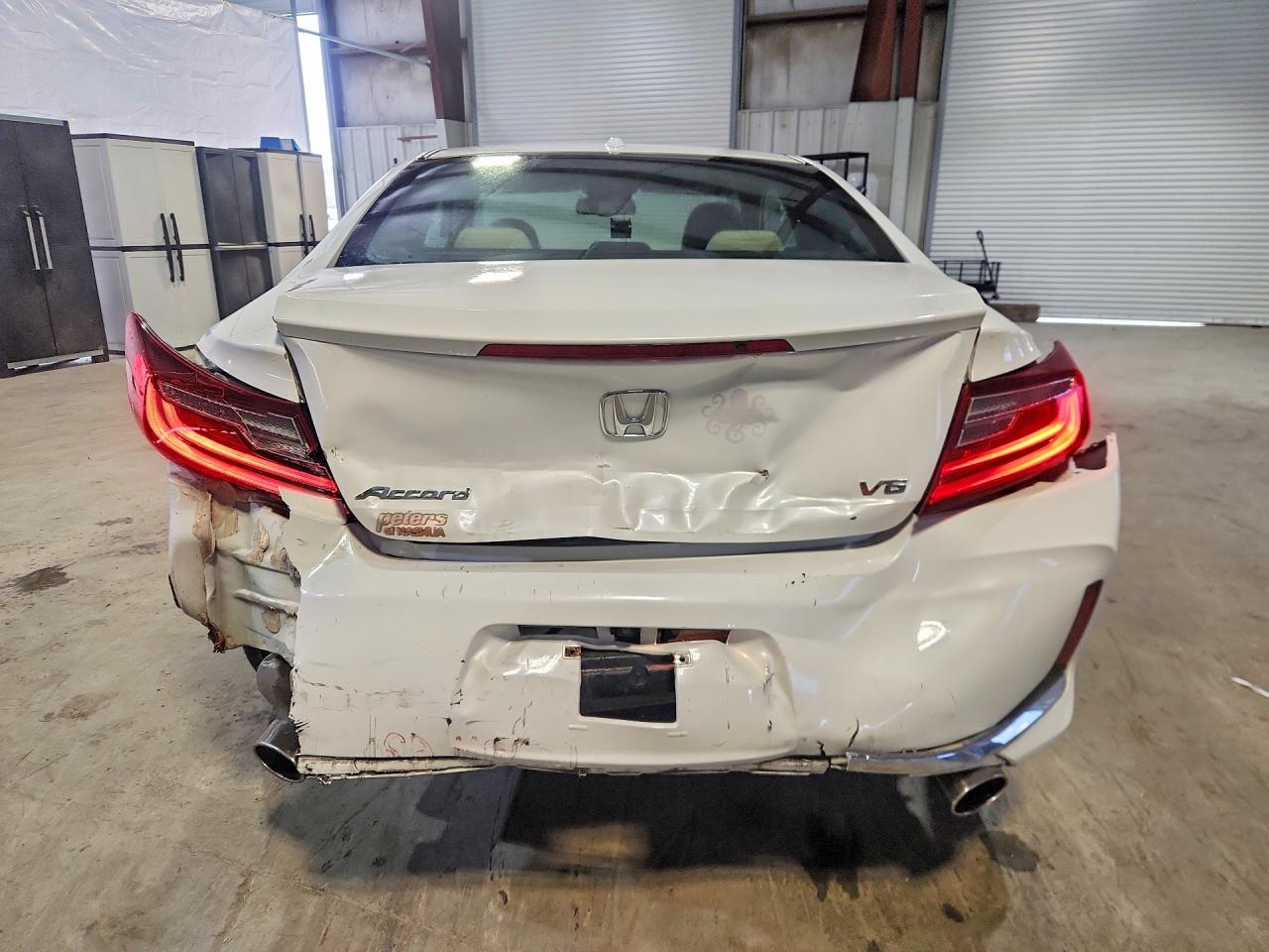 2017 HONDA ACCORD EXL photo 11