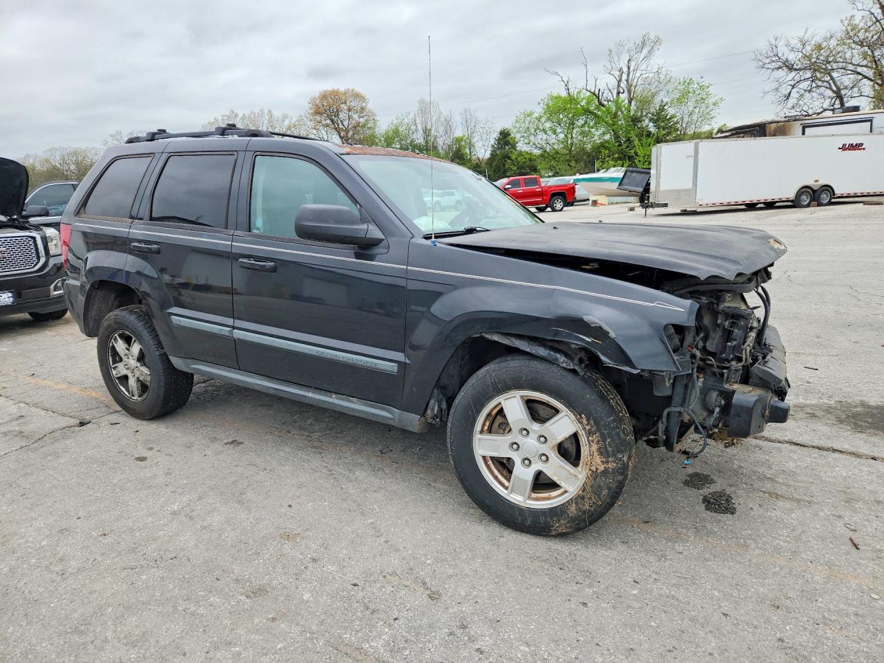 2007 JEEP GRAND CHEROKEE LAREDO photo 4