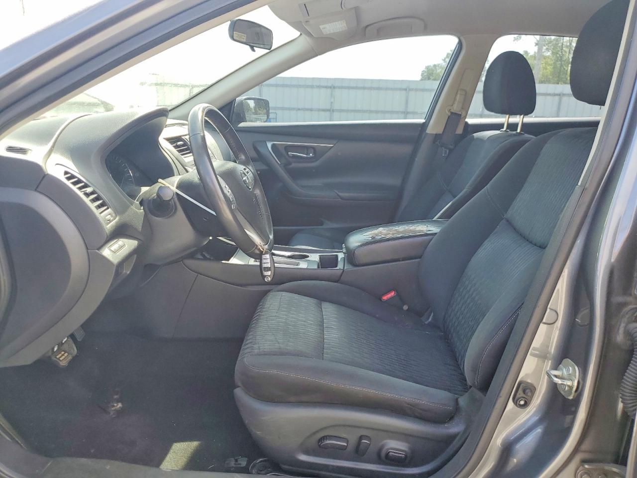 2017 NISSAN ALTIMA 2.5 SV photo 13