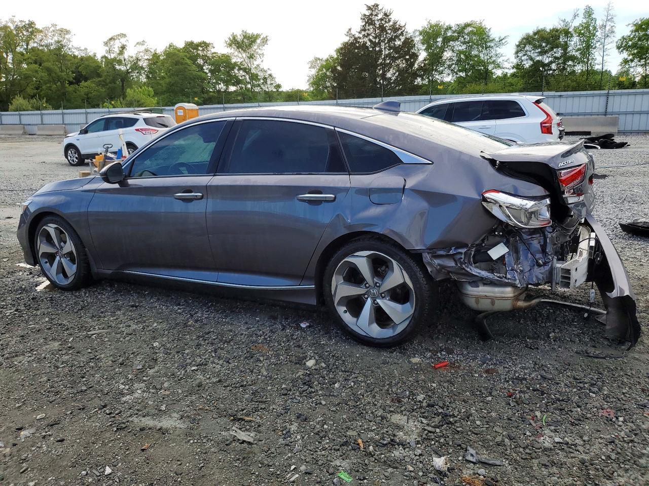 2018 HONDA ACCORD TOURING photo 4