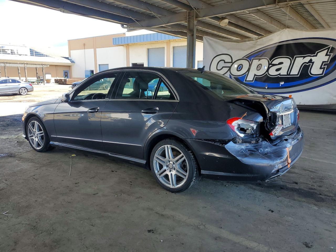 2010 MERCEDES-BENZ E 350 photo 3