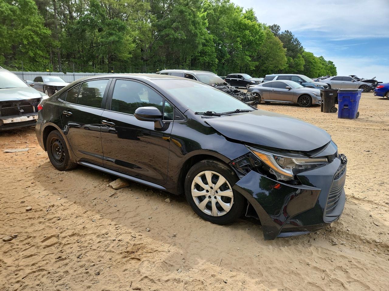 2023 TOYOTA COROLLA LE photo 10
