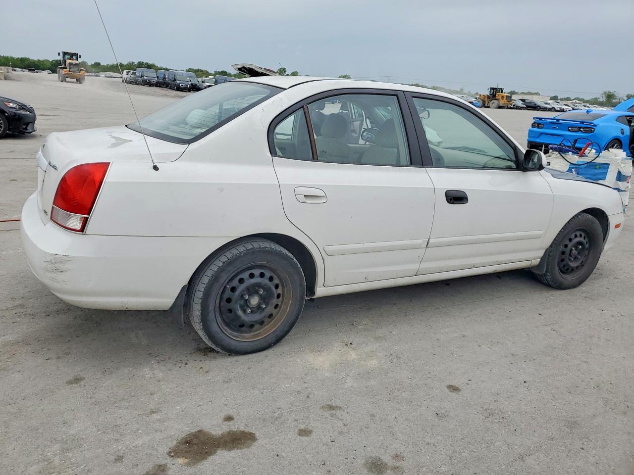 2001 HYUNDAI ELANTRA GLS photo 5