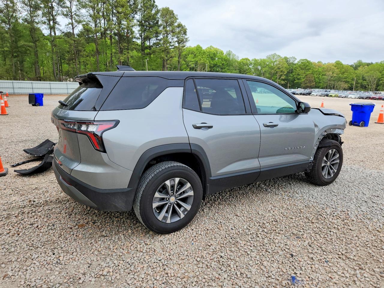 2026 CHEVROLET EQUINOX LT photo 5