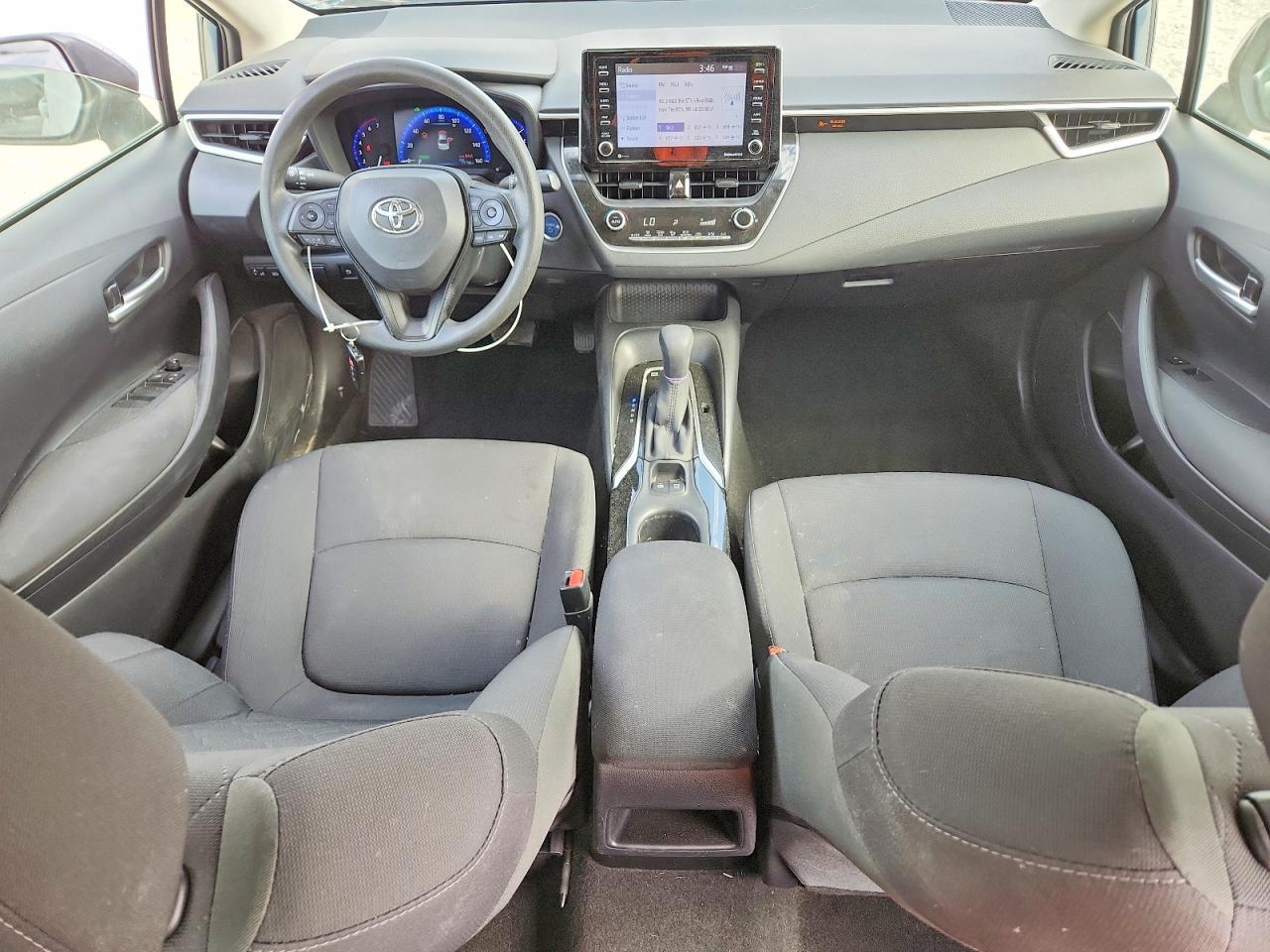 2021 TOYOTA COROLLA LE photo 8