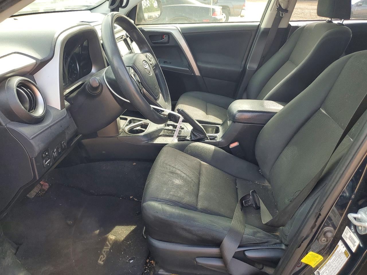 2018 TOYOTA RAV4 LE photo 19