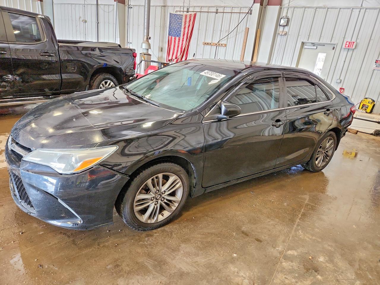 2016 TOYOTA CAMRY