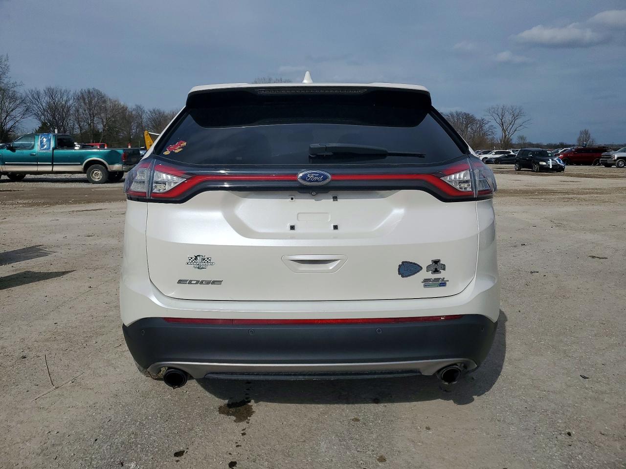 2015 FORD EDGE SEL photo 11