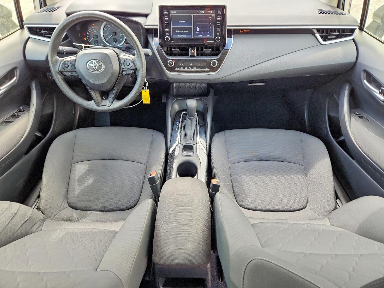 2021 TOYOTA COROLLA LE photo 22